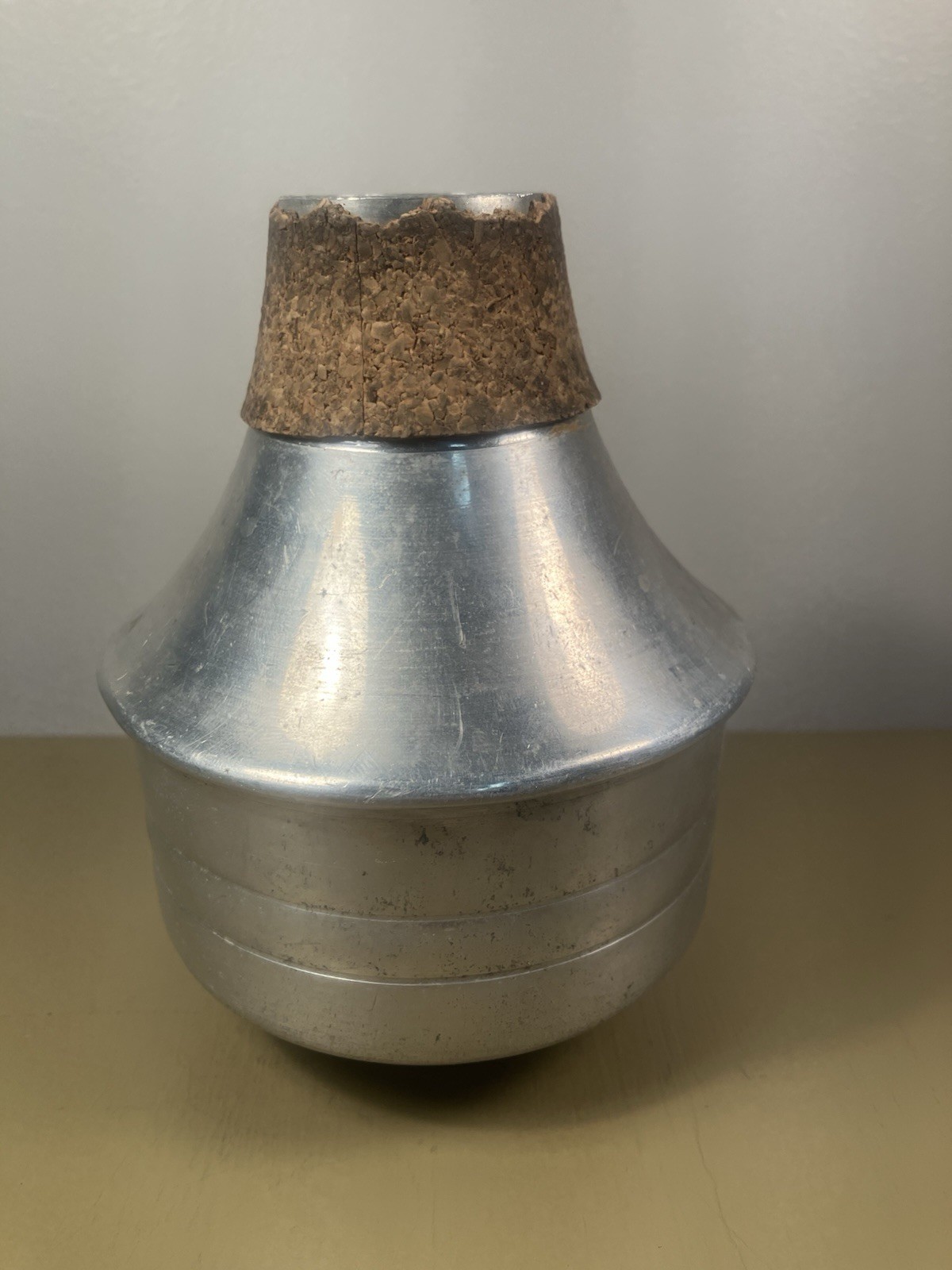 Harmon mute for trumpet gallery