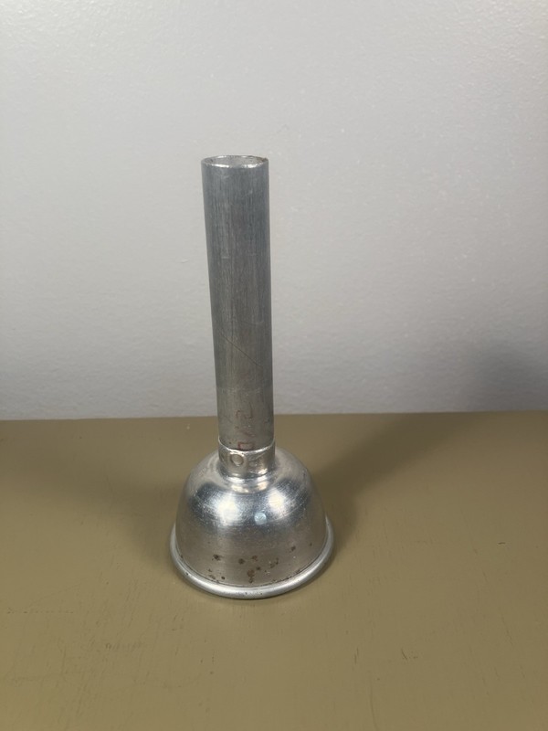 Harmon mute for trumpet gallery